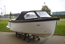 Corsiva 595 Tender 2017 - 25 HK Yamaha/Udstyr