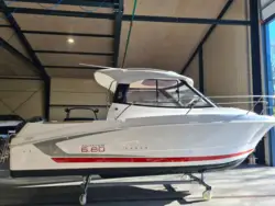 Beneteua Antares 6.80 - Yamaha F115/Udstyr