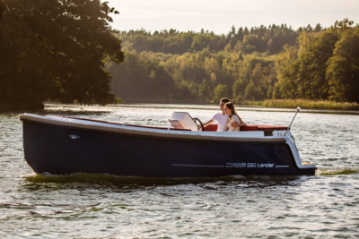 Corsiva 650 Tender - 25 HK Yamaha/Udstyr