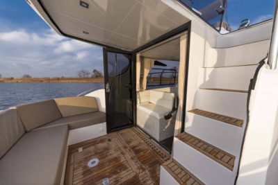 Galeon 360 FLY