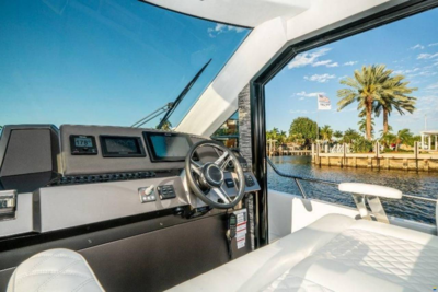 Galeon 400 Fly