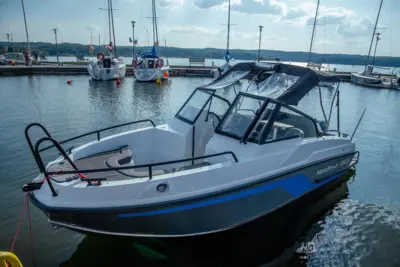 Nordhval BR 5 - 60 HK Yamaha/Udstyr