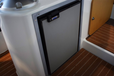 Beneteau Barracuda 8 - Mercury 400 HK/Udstyr