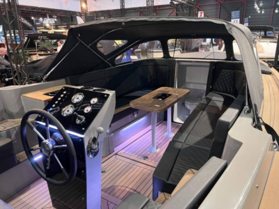 Corsiva 800 Tender - 40 HK Yamaha/Udstyr