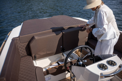 Corsiva 800 Tender - 40 HK Yamaha/Udstyr