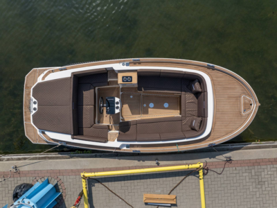 Corsiva 800 Tender - 40 HK Yamaha/Udstyr