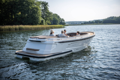 Corsiva 800 Tender - 40 HK Yamaha/Udstyr