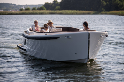 Corsiva 800 Tender - 40 HK Yamaha/Udstyr