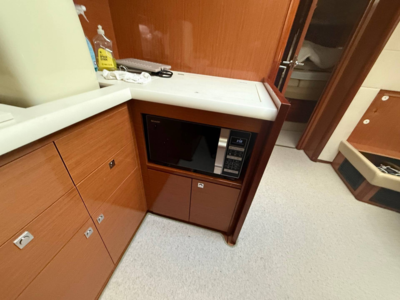 Prestige 42S - Twin Volvo Penta IPS500/Udstyr