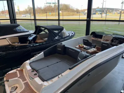 Corsiva 607 Runabout - 25 HK Yamaha/Udstyr