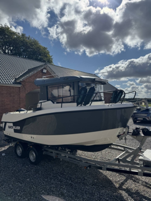 Quicksilver 605 Pilothus - 150 HK Mercury/Loaded udstyr