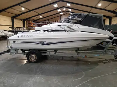 Larson 180 Sport - Volvo Penta 135 HK/Udstyr