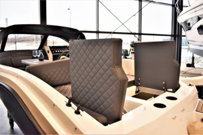 Corsiva 505 New Age - 25 HK Yamaha/Udstyr