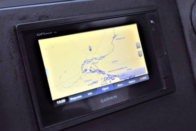 Flipper 700ST m/Yamaha F225 V6 og udstyr