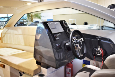 Flipper 700ST m/Yamaha F225 V6 og udstyr