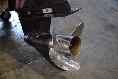 Flipper 630 DC m/ Mercury F150