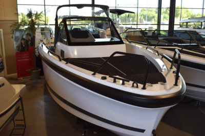 Ryds 735VI - 200 HK Yamaha/Udstyr