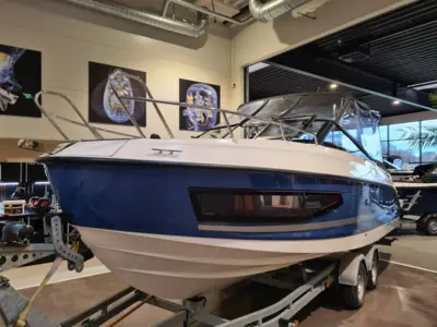 Quicksilver 755 Cruiser - 250 HK Mercury PRO XS/Udstyr