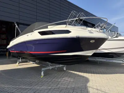 Bayliner VR5 - Mercruiser 4.5L 200 HK
