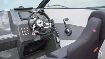 Nordkapp Noblesse 720 - Yamaha 200 HK/Udstyr