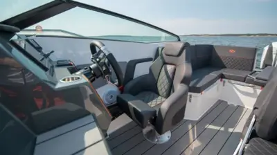 Nordkapp Noblesse 720 - Yamaha 200 HK/Udstyr