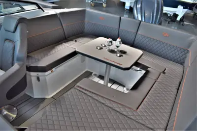 Nordkapp Noblesse 720 - Yamaha 200 HK/Udstyr