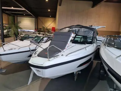 Nordkapp Noblesse 720 - Yamaha 200 HK/Udstyr