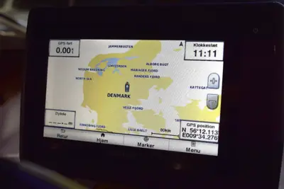 Flipper 630 DC m/ Mercury F150