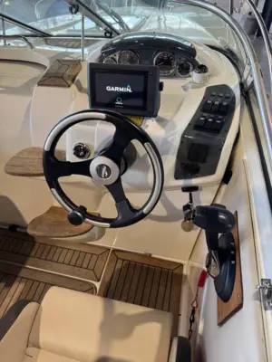 Flipper 630 DC m/ Mercury F150