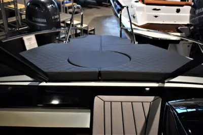 Coaster 600 DC - Yamaha F150 HK/Udstyr