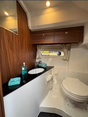 Finnmaster Pilot 8 - 2 X F200 Yamaha/Udstyr