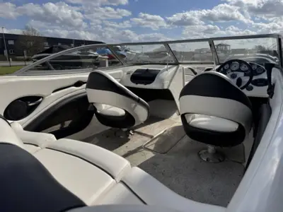 Doral 190 Sunquest - Mercruiser 4.3L MPI