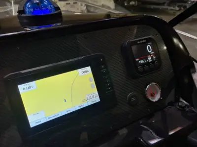 Saver 750 Cabin - Susuzki 250 HK/Udstyr