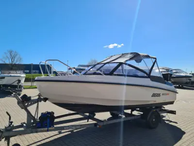 Bella 500 BR - 80 HK Mercury/Udstyr