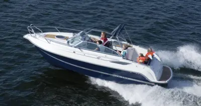 Uttern D68 Exclusive - Mercruiser 4.3